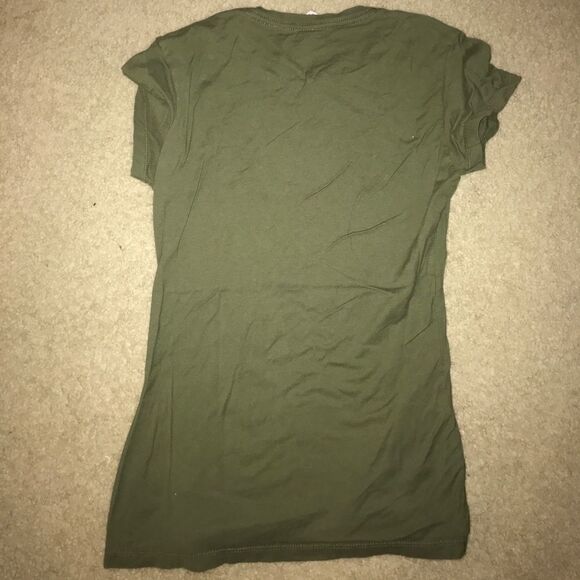 NEW Van Gough Vodka Army Green Fitted T - Small - Picture 4 of 5